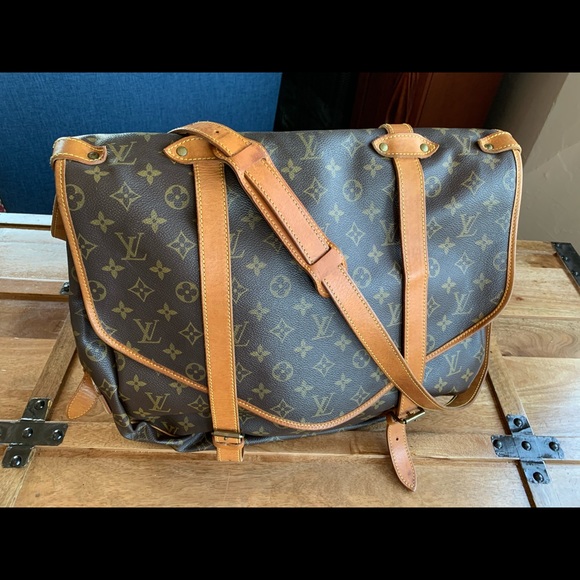 Louis Vuitton Handbags - Louis Vuitton Saumur Shoulder Bag 43